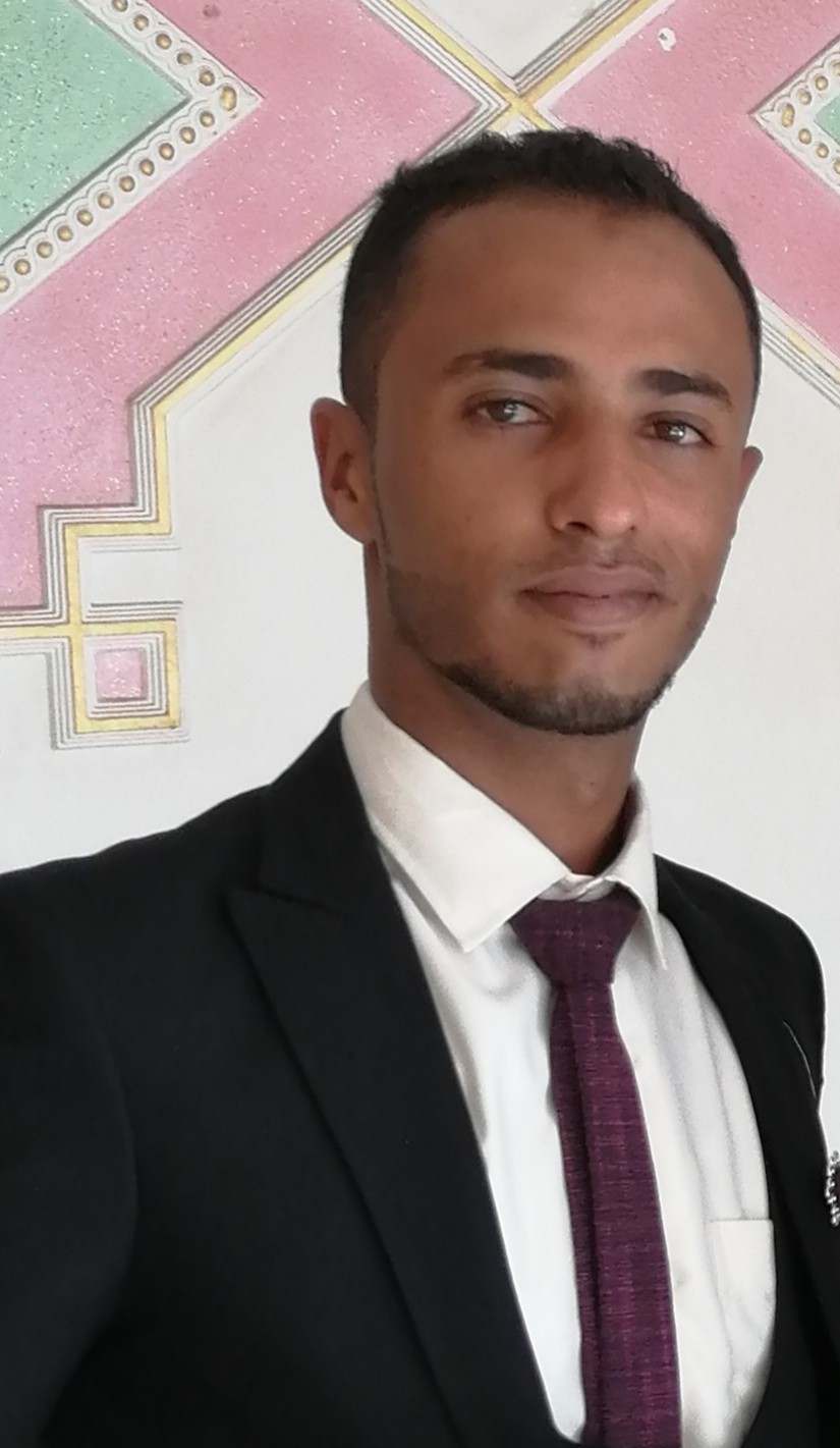 ماضي آمن ومستقبل برائحة البارود والدم