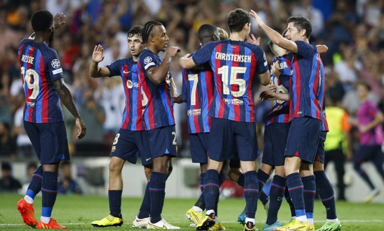 ليفربول ينافس 3 أندية للتعاقد مع لاعب وسط برشلونة