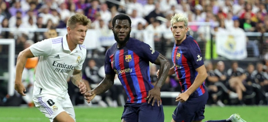 كلاسيكو الأرض.. تشكيل ريال مدريد وبرشلونة المتوقع في قمة الدوري الإسباني