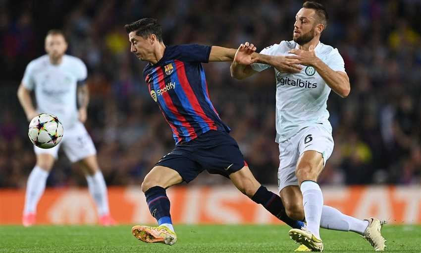 سيناريوهات تأهل برشلونة وإنتر ميلان إلى ثمن نهائي دوري أبطال أوروبا