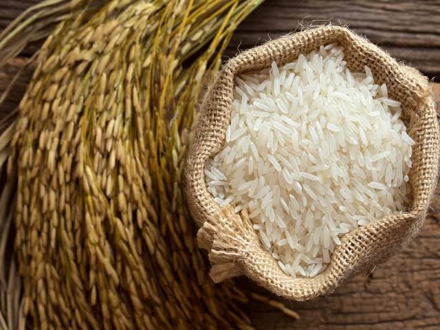 انفراجة مؤقتة في أزمة الغذاء العالمي.. الهند ترفع حظر تصدير الأرز عن هذه البلدان