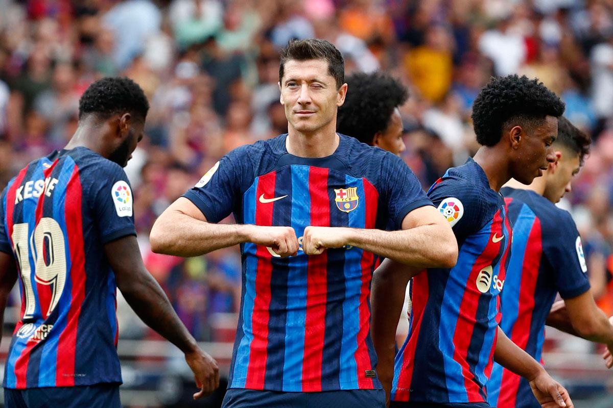 قبل كلاسيكو الأرض.. أرقام واحصائيات ليفاندوفسكي أمام ريال مدريد
