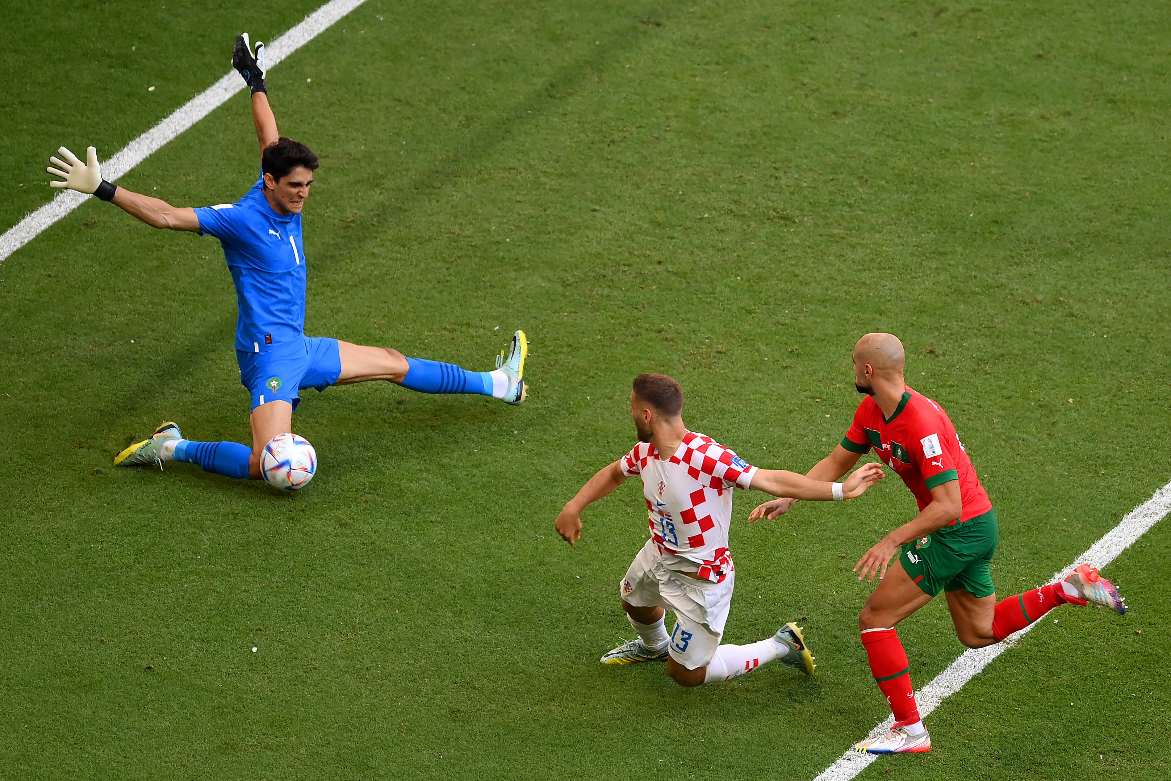 أسود الأطلس يوقف "فاتريني".. المغرب تبدع وتقتنص تعادل ثمين من كرواتيا في كأس العالم