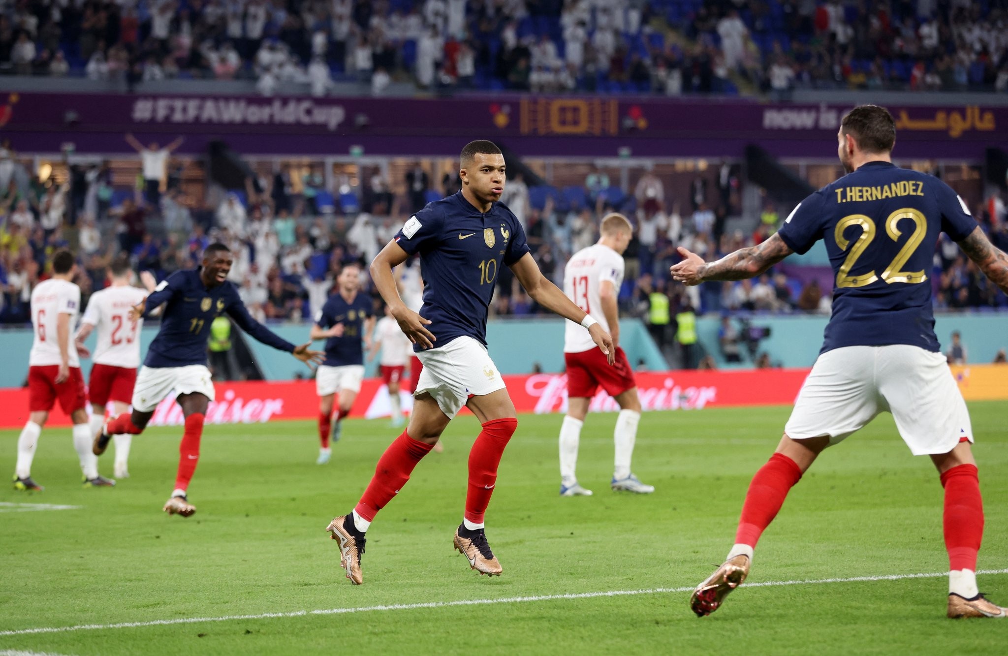 "الديوك الفرنسية" تعبر "الديناميت الدنماركي" بهدف مبابي وتتأهل لثمن نهائي كأس العالم