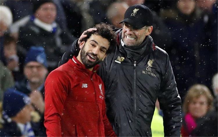 كلوب ينقلب على محمد صلاح.. ويحدد بديله