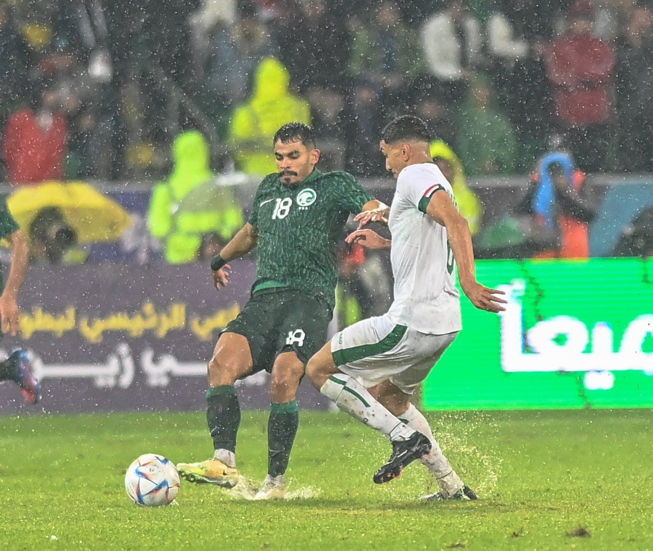 تحت الأمطار.. العراق تفوز على السعودية بثنائية وتشعل المجموعة بـ خليجي 25