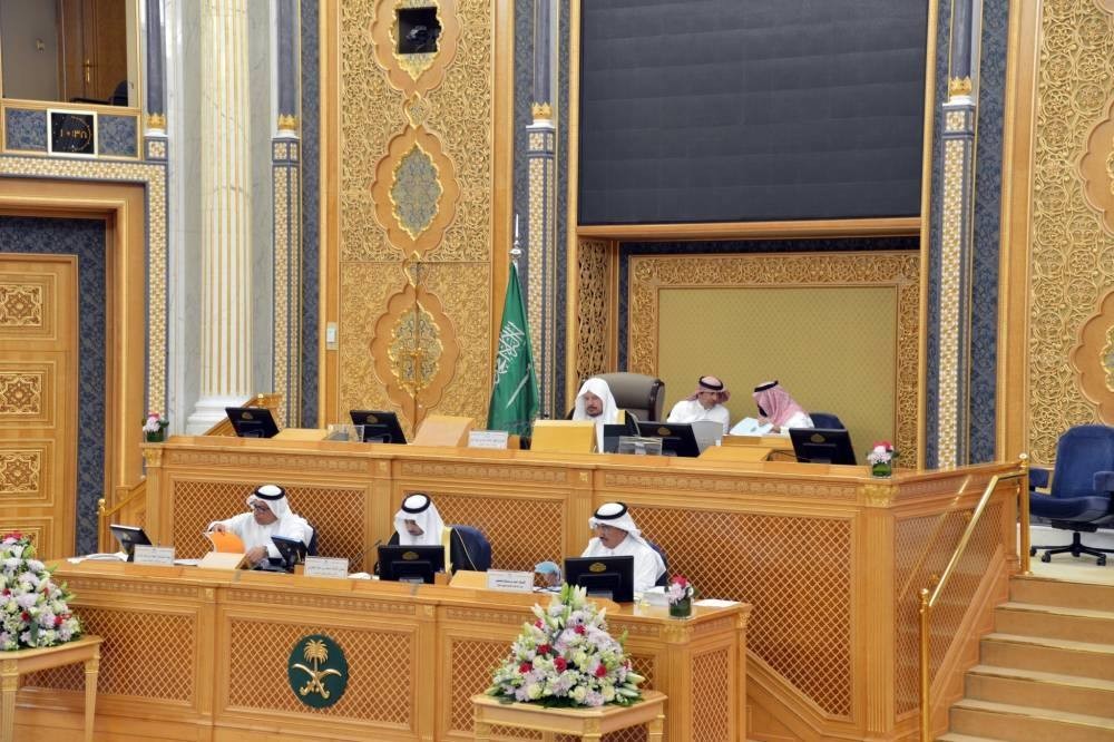 السعودية: الزام الشركات الاجنبية باستعمال اللغة العربية