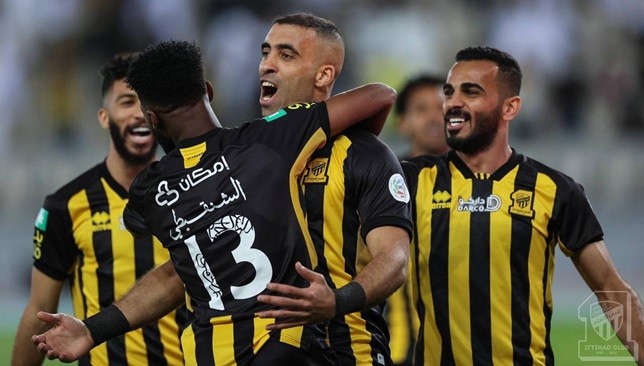 عقوبات منتظرة على اتحاد جدة تهدي درع الدوري السعودي للنصر