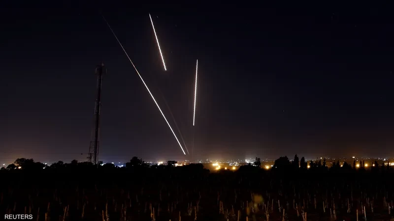 بعد وفاة أسير فلسطيني.. إطلاق 3 صواريخ من قطاع غزة باتجاه إسرائيل