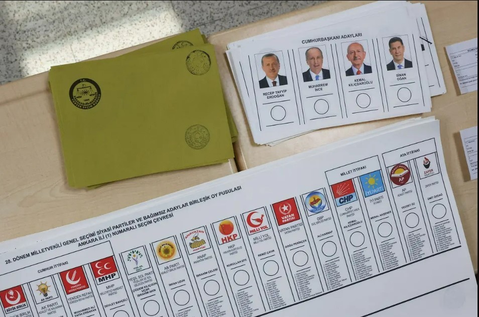 الحملات الانتخابية تبدأ غدا.. أردوغان يستعد لإسطنبول وكليجدار يعين مسؤولين حملته