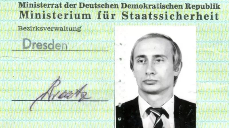 بوتين.. كان جاسوساً في المانيا الشرقية ..