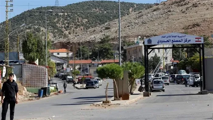 فرانس برس: عبور أكثر من 22 ألف شخص الحدود من لبنان إلى سوريا