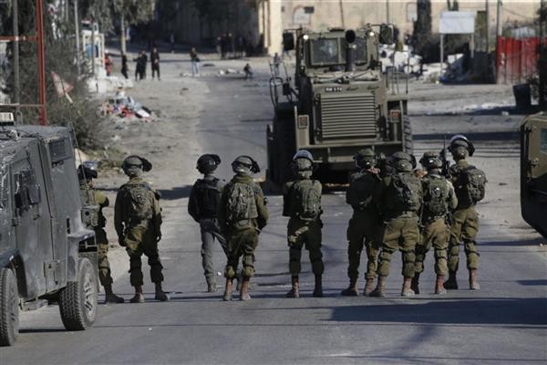 الجيش الإسرائيلي: رصدنا صاروخين أطلقا من شمال غزة و15 صاروخا من لبنان