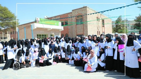 طلاب جامعة العلوم التكنولوجيا.. يناشدون المجتمع انقاذهم . تم الغاء شهادتهم في صنعاء وعدم الاعتراف بها.. AF. تنشر رسائل مطالبهم