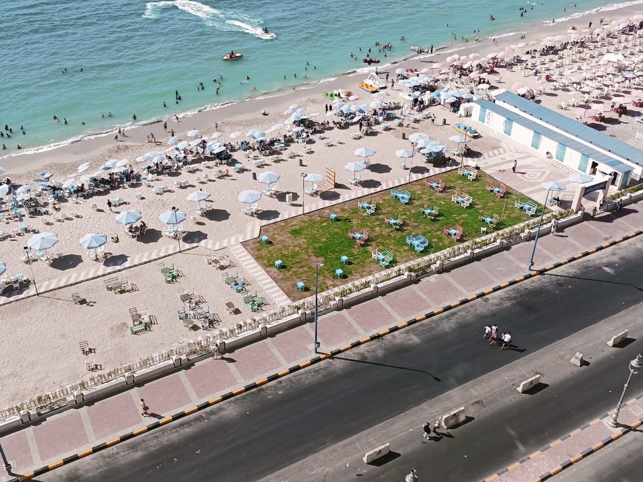 الإسكندرية تواصل التألق في موسم صيفي استثنائي.. إشادات متواصلة بجهود الإدارة المركزية للسياحة والشواطئ